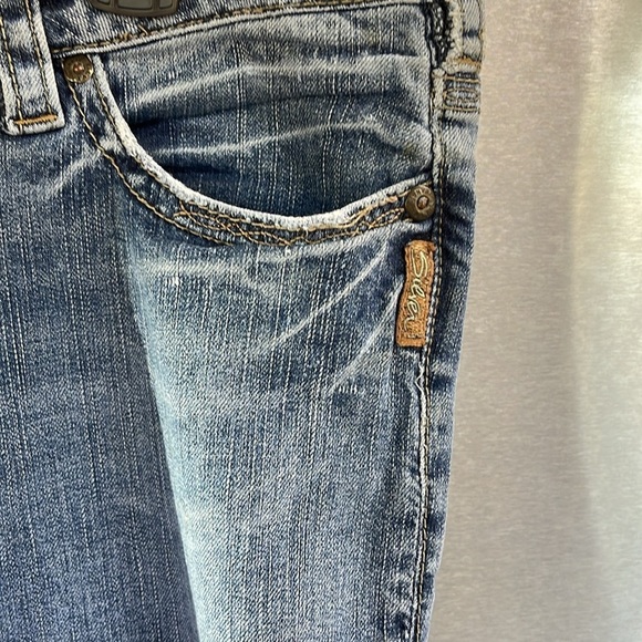 Silver Jeans Co Santorini medium Wash boot cut slight distressed women’s 32. - Picture 3 of 12